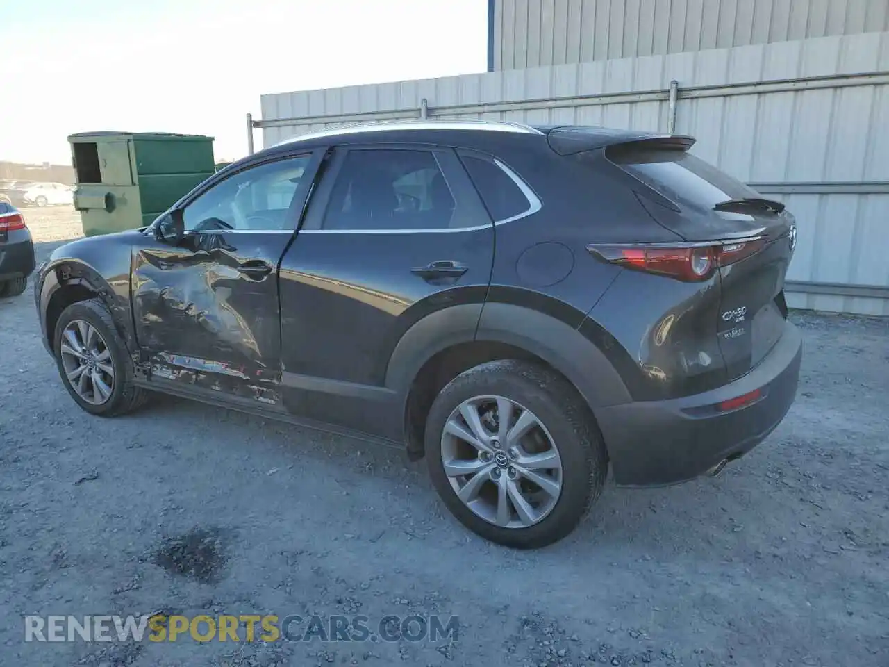 2 fotografías del automóvil dañado 3MVDMBBL6NM400737 MAZDA CX30 2022