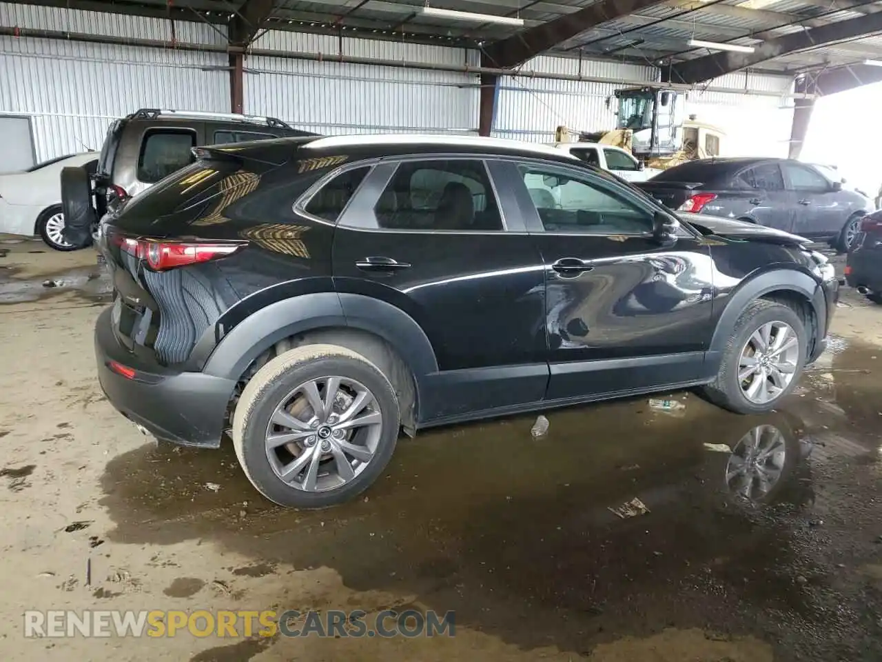 3 Photograph of a damaged car 3MVDMBBL6NM415660 MAZDA CX30 2022