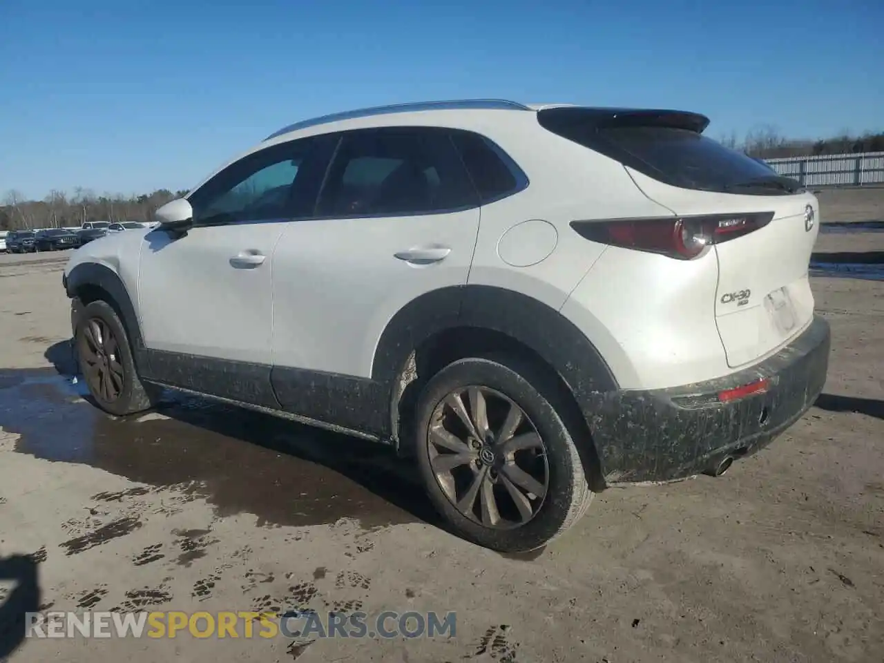 2 Photograph of a damaged car 3MVDMBBL7NM400276 MAZDA CX30 2022