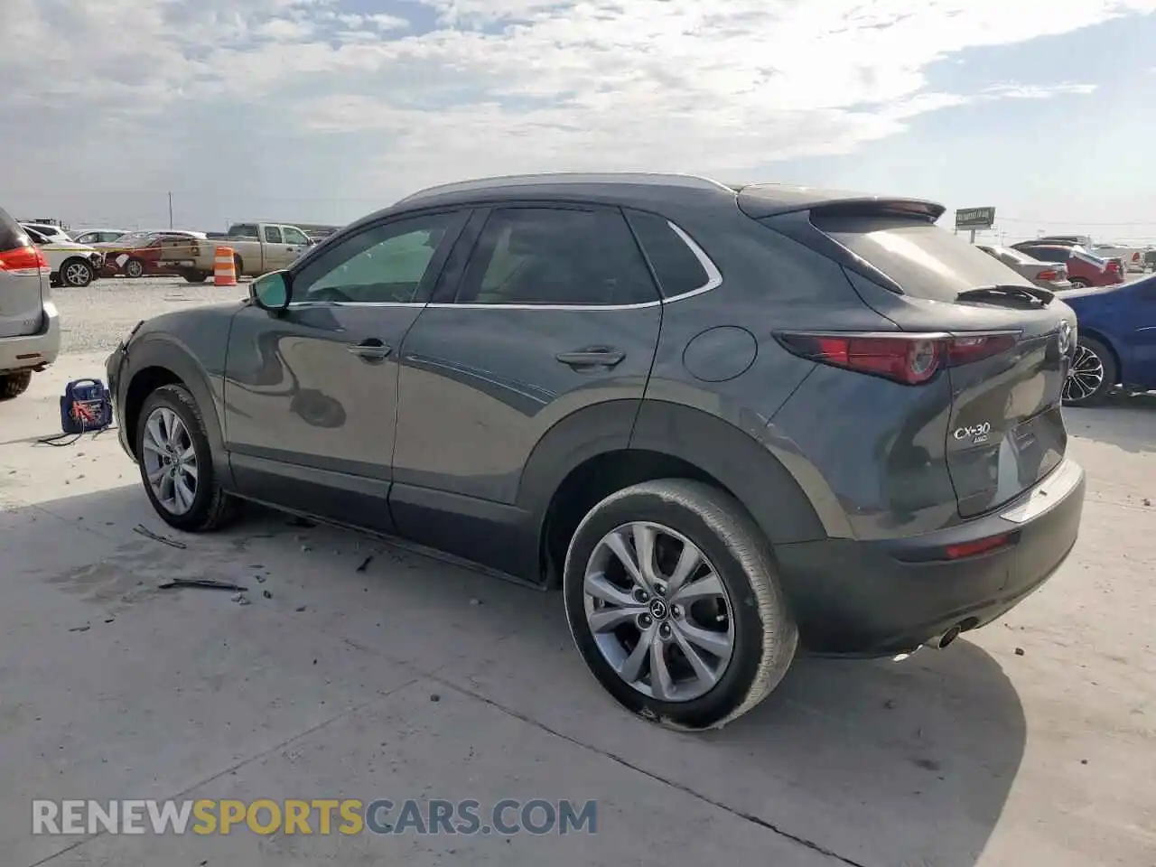 2 Photograph of a damaged car 3MVDMBBL7NM448294 MAZDA CX30 2022