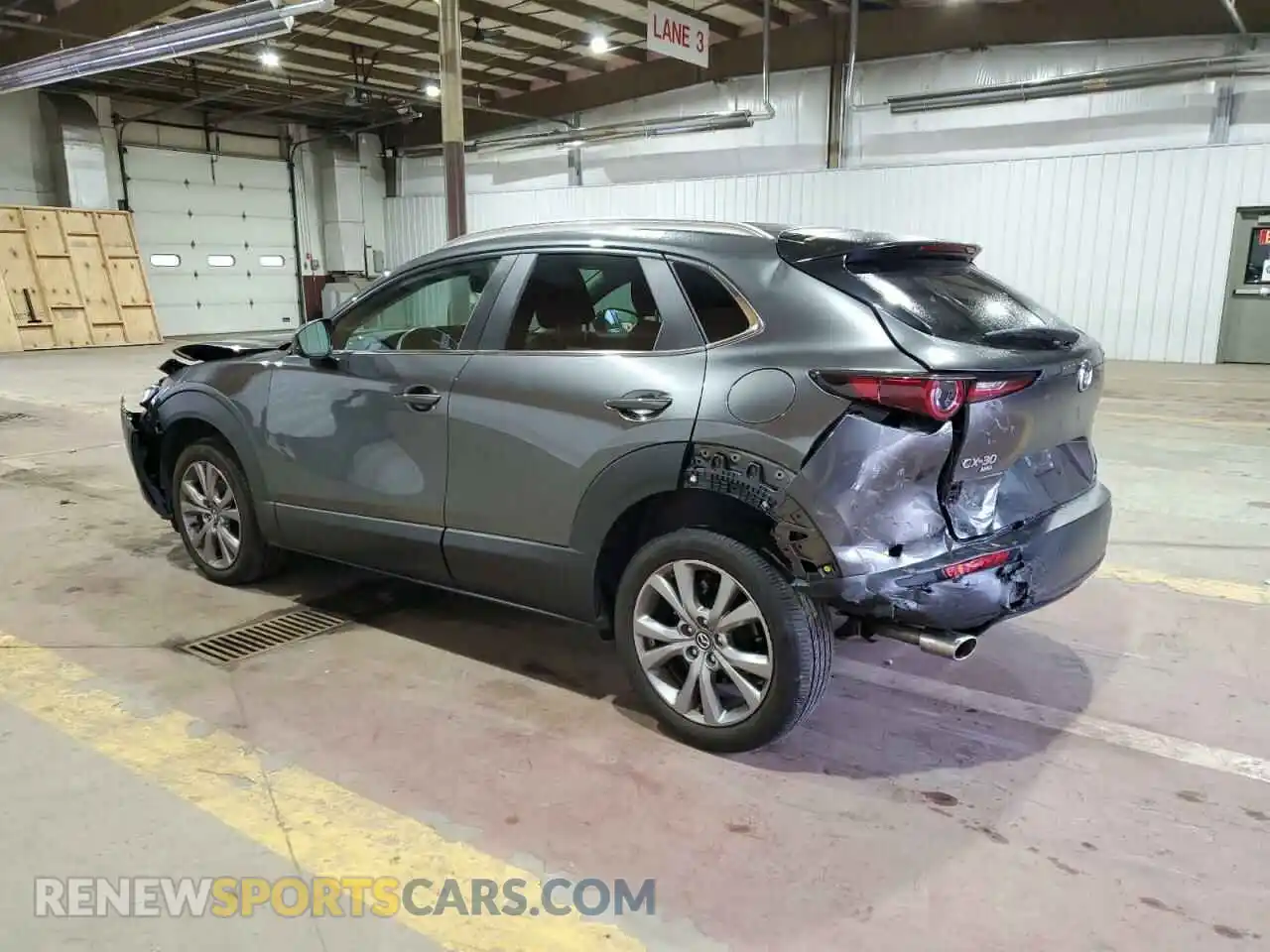 2 Photograph of a damaged car 3MVDMBBL9NM430010 MAZDA CX30 2022
