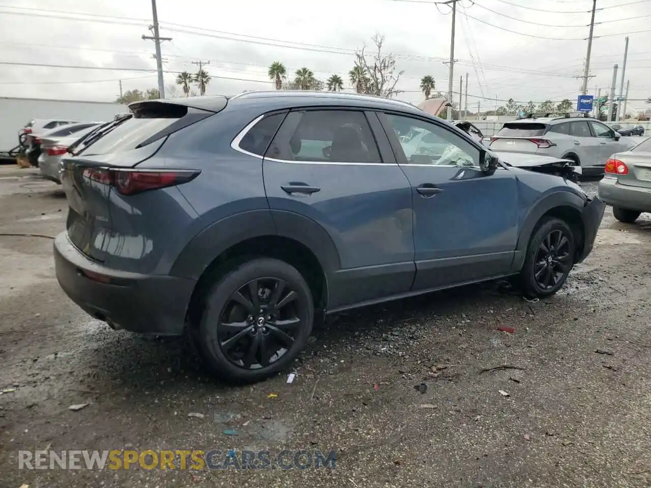 3 Photograph of a damaged car 3MVDMBCL0NM400960 MAZDA CX30 2022