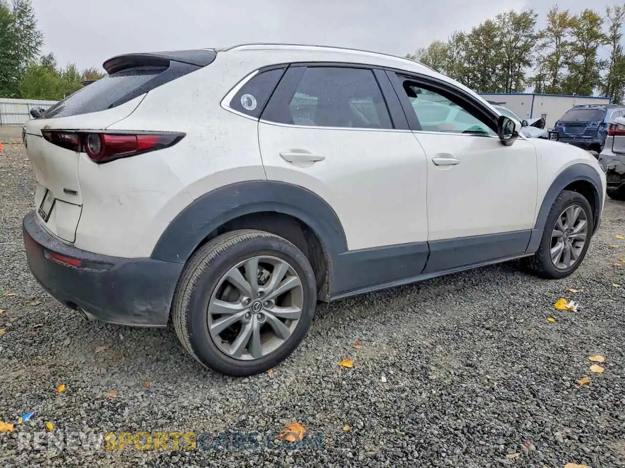 3 Photograph of a damaged car 3MVDMBCL4NM431855 MAZDA CX30 2022