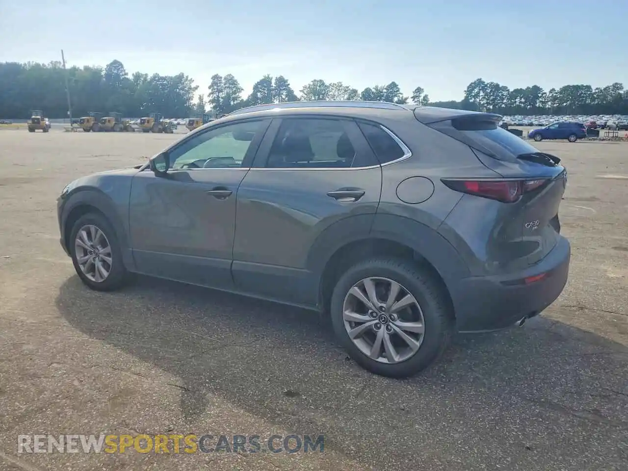 2 Photograph of a damaged car 3MVDMBCL6NM419044 MAZDA CX30 2022
