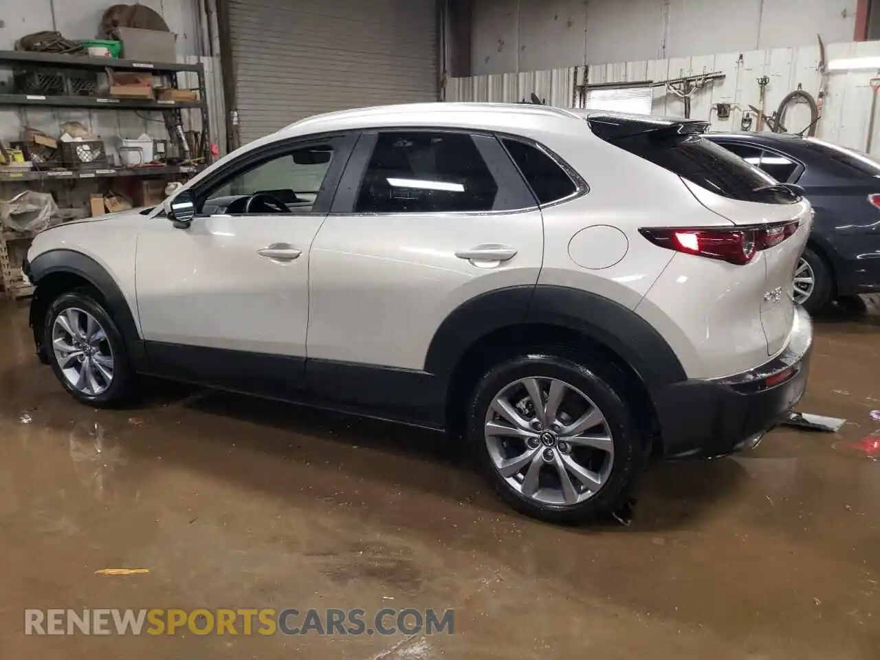 2 Photograph of a damaged car 3MVDMBCL7NM458435 MAZDA CX30 2022