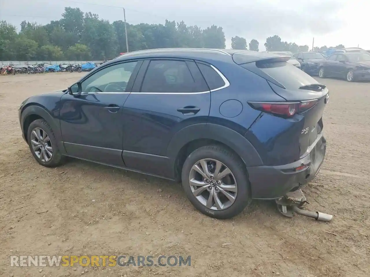 2 Photograph of a damaged car 3MVDMBCLXNM431357 MAZDA CX30 2022