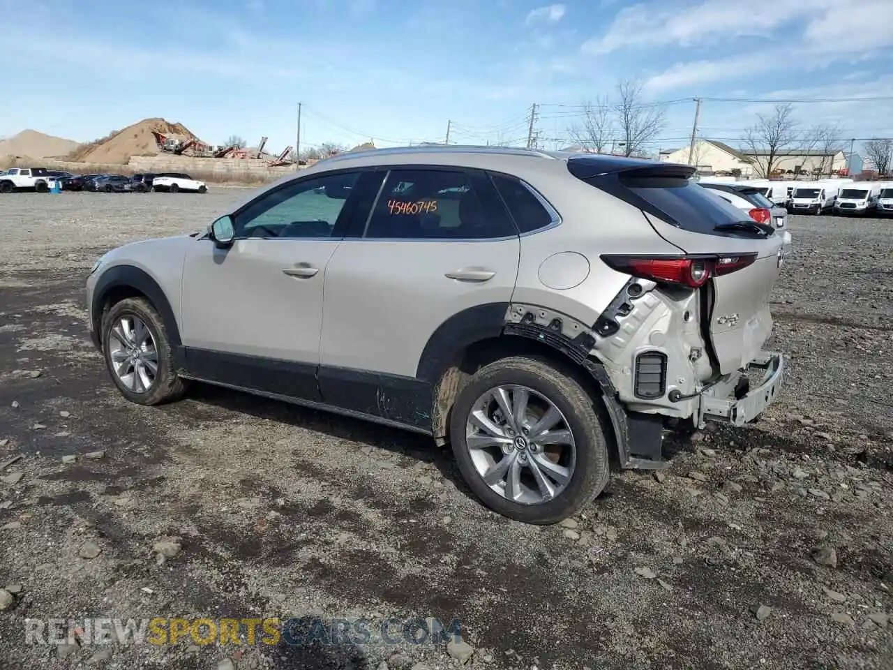 2 Photograph of a damaged car 3MVDMBDL0NM429048 MAZDA CX30 2022