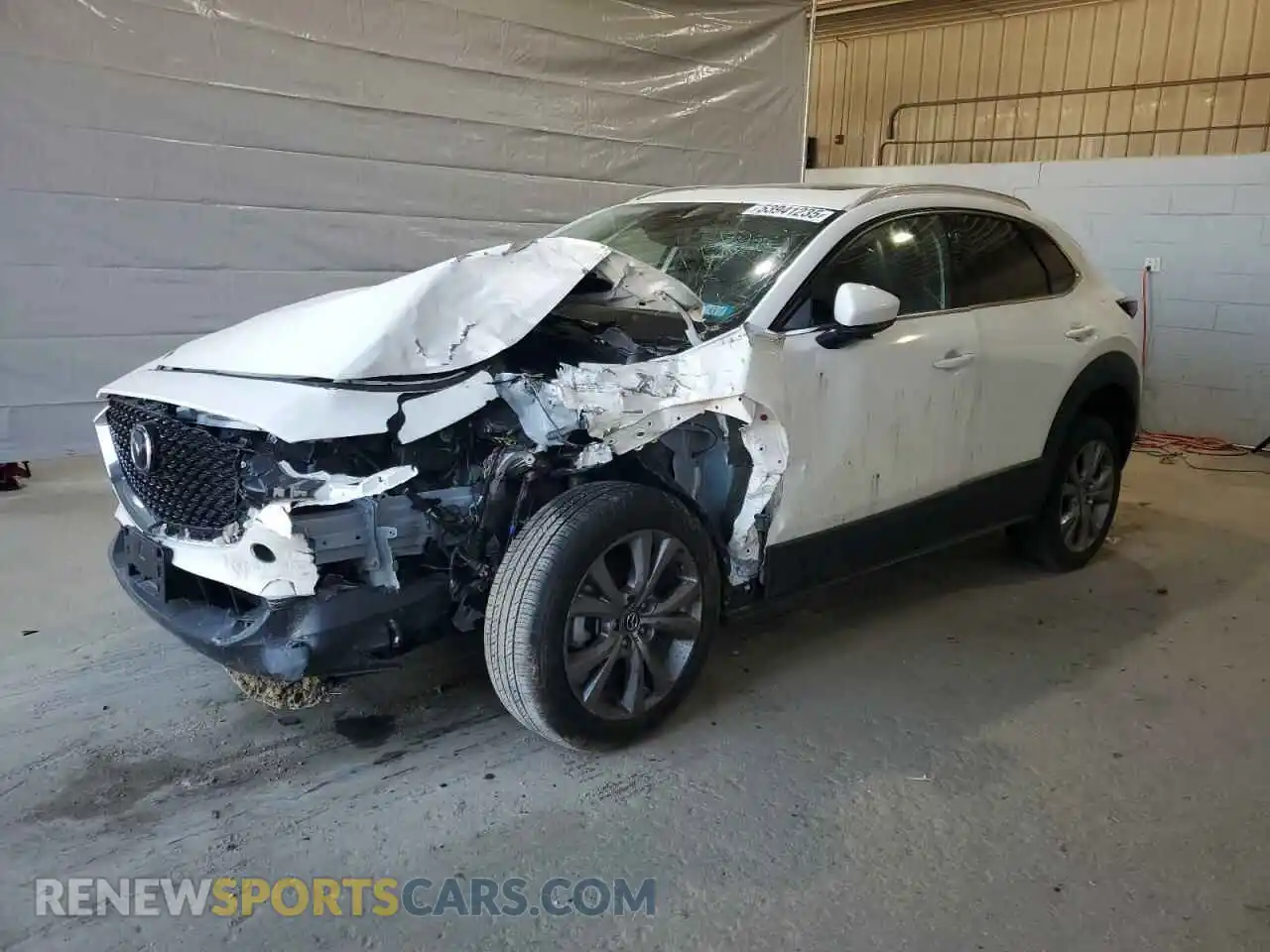 1 Фотография поврежденного автомобиля 3MVDMBDL1NM450118 MAZDA CX30 2022