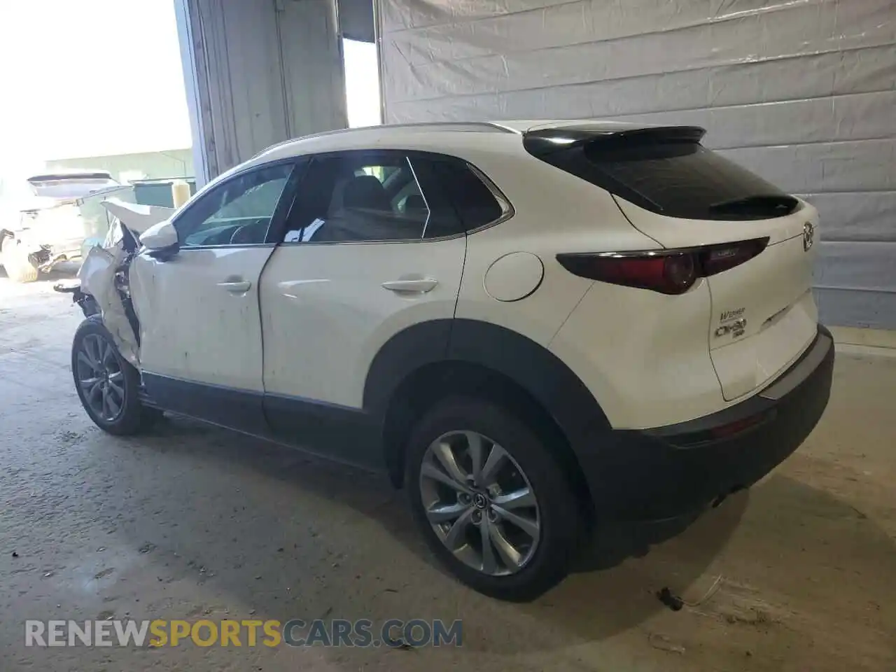 2 Фотография поврежденного автомобиля 3MVDMBDL1NM450118 MAZDA CX30 2022