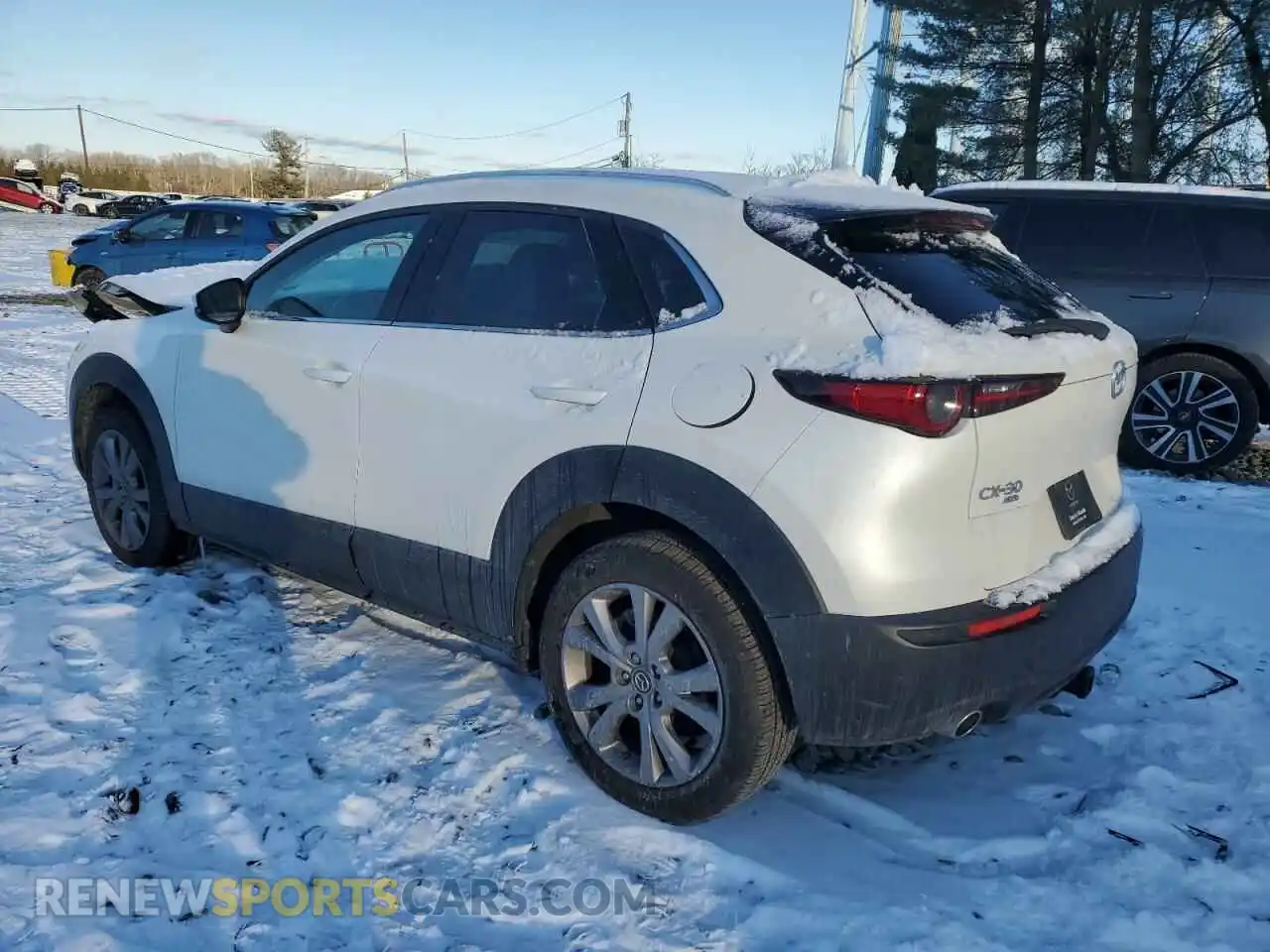2 Photograph of a damaged car 3MVDMBDL3NM425155 MAZDA CX30 2022