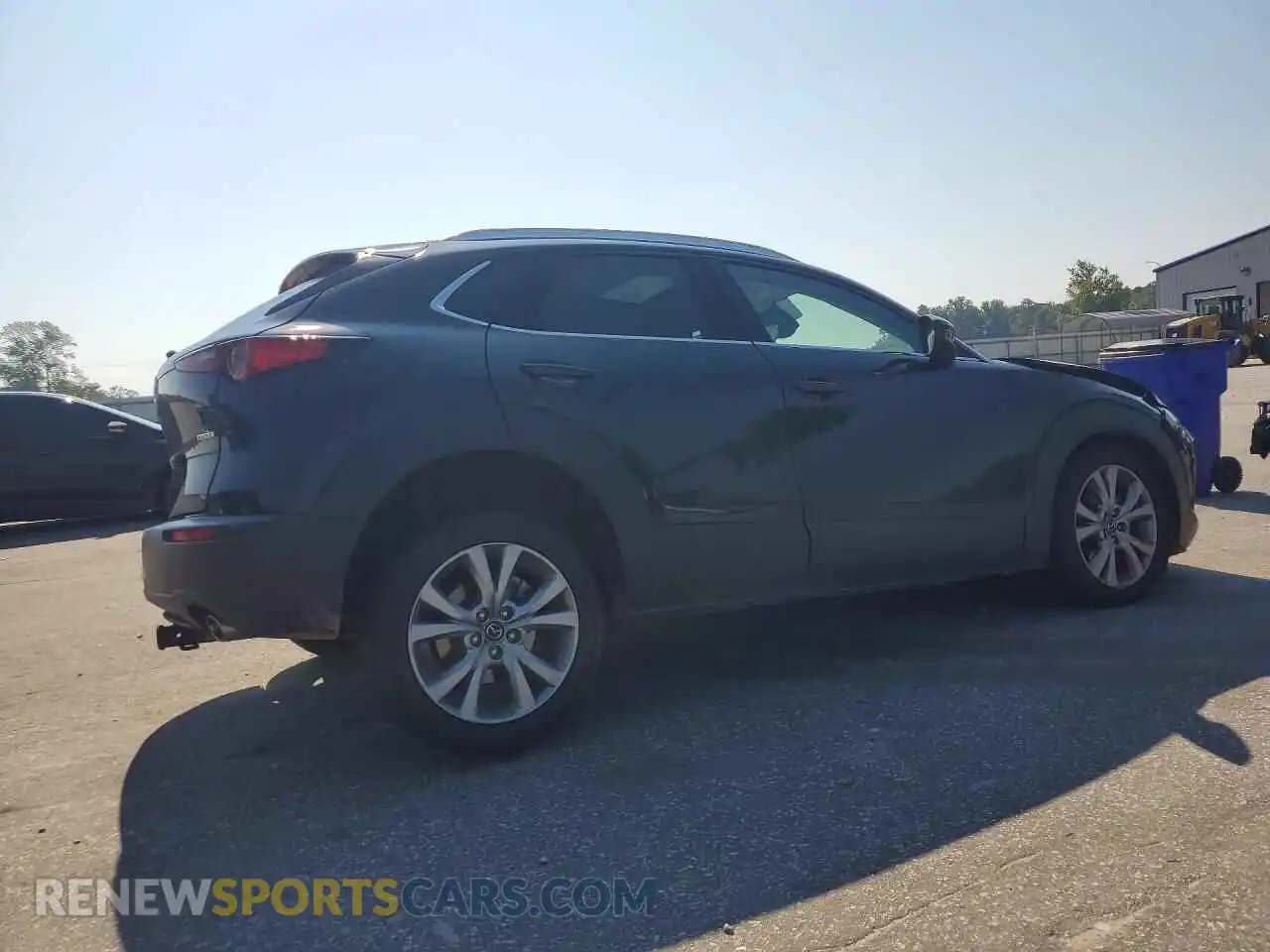 3 Photograph of a damaged car 3MVDMBDL4NM409689 MAZDA CX30 2022