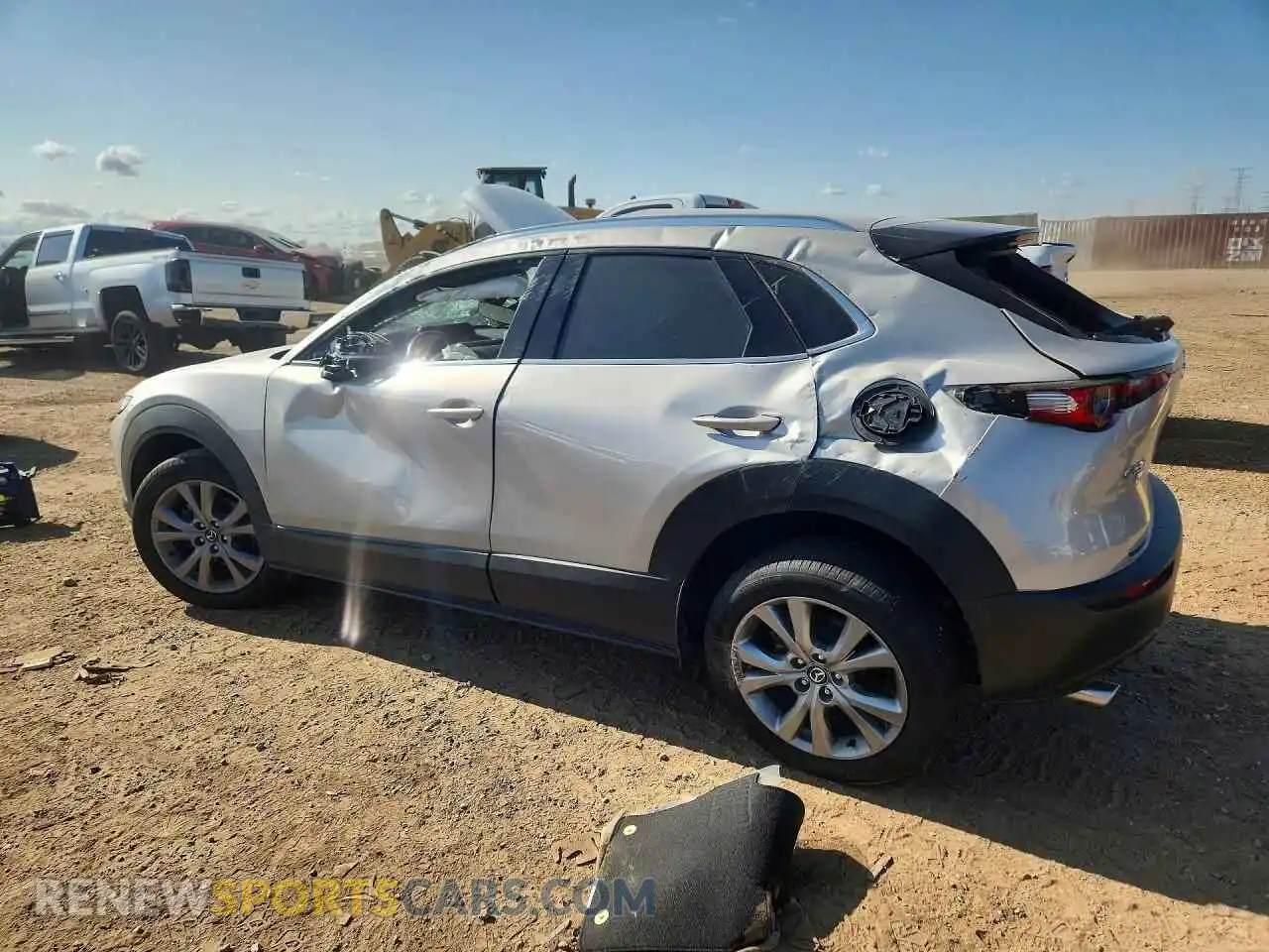 2 Photograph of a damaged car 3MVDMBDL4NM456284 MAZDA CX30 2022