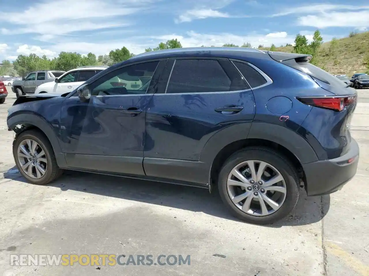 2 Photograph of a damaged car 3MVDMBDL9NM446527 MAZDA CX30 2022
