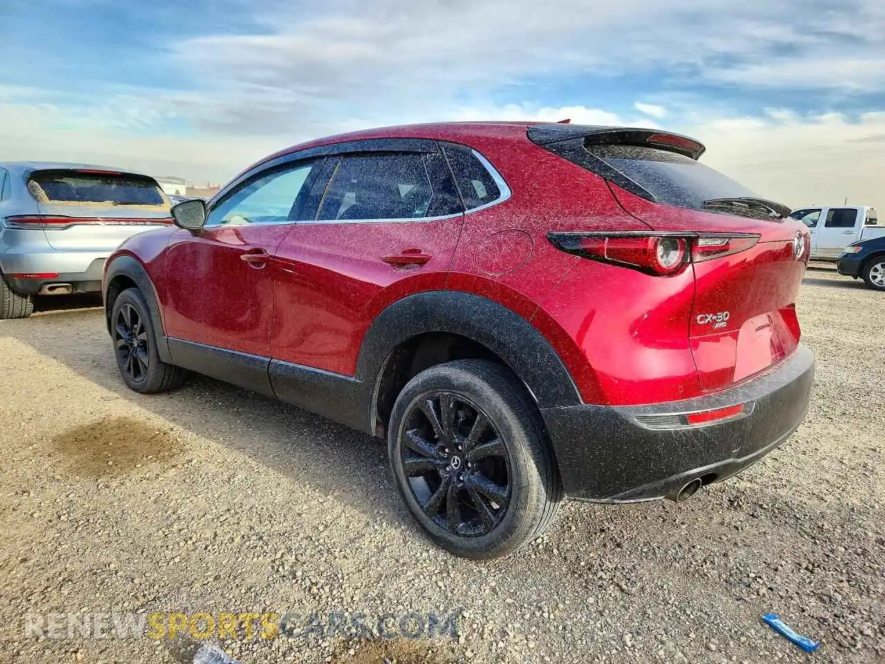 2 fotografías del automóvil dañado 3MVDMBDY4NM411762 MAZDA CX30 2022