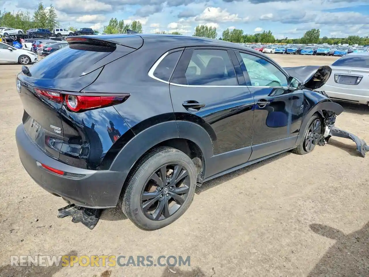 3 Photograph of a damaged car 3MVDMBDY5NM418588 MAZDA CX30 2022