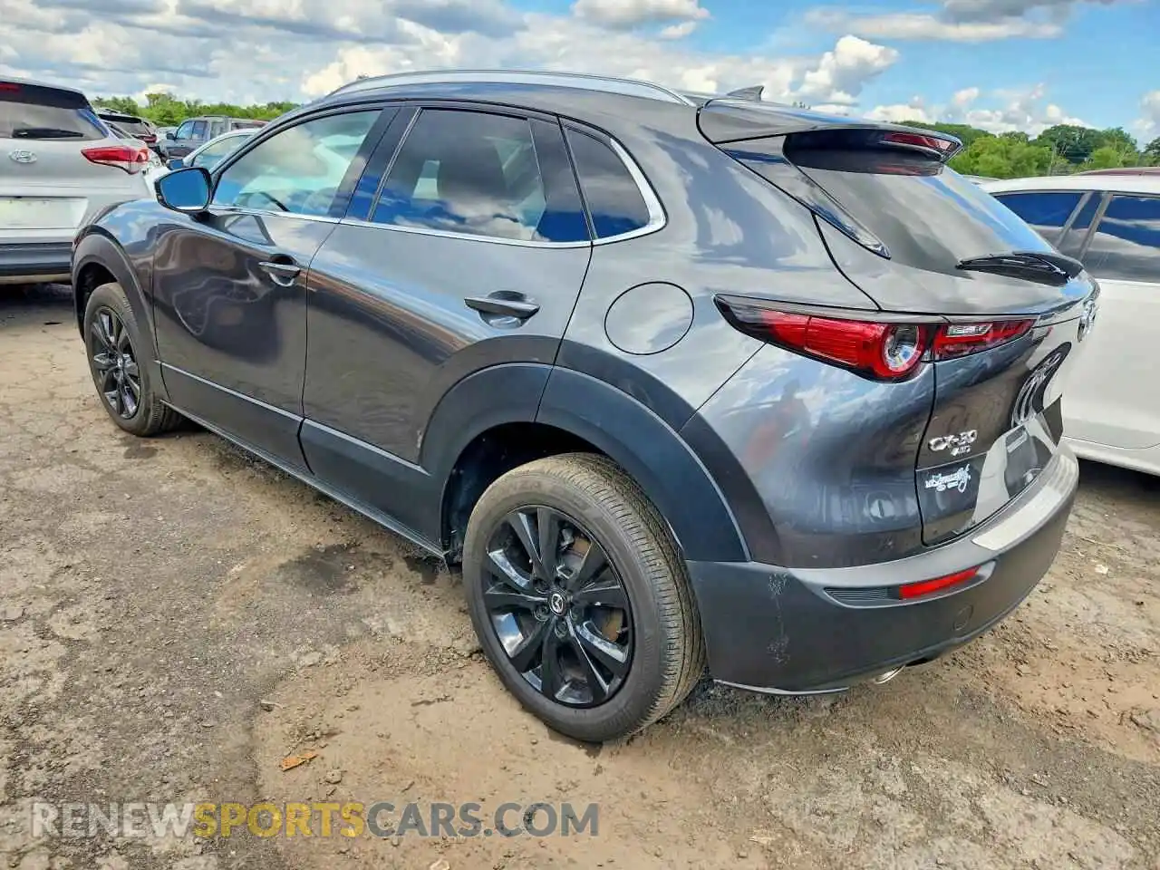2 Photograph of a damaged car 3MVDMBDY6NM459277 MAZDA CX30 2022