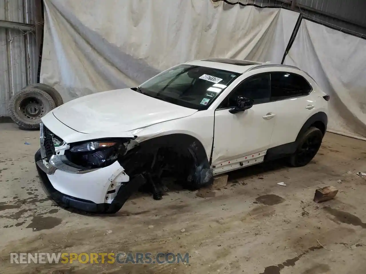 1 Photograph of a damaged car 3MVDMBDY8NM416740 MAZDA CX30 2022