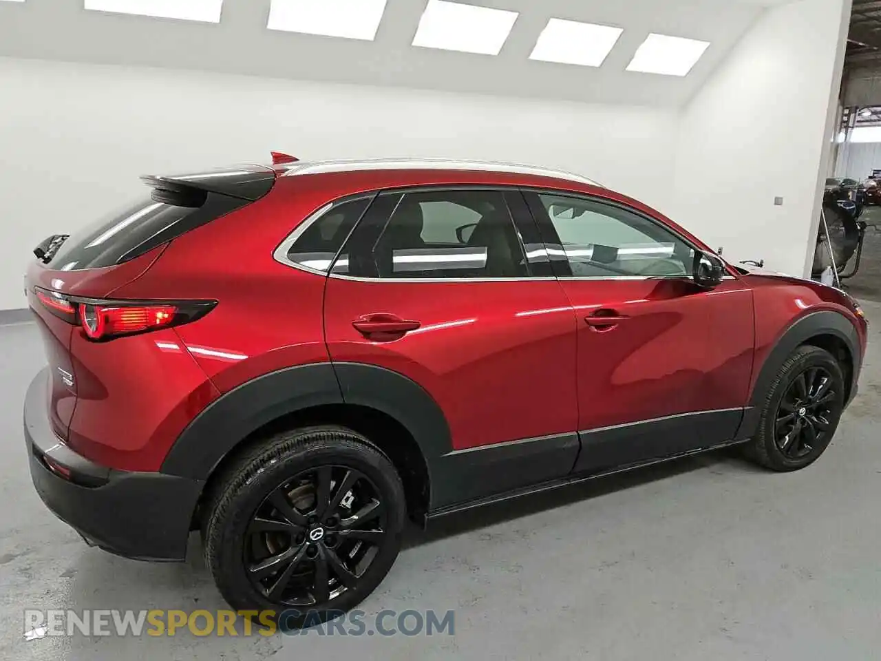 3 Photograph of a damaged car 3MVDMBEY2NM453913 MAZDA CX30 2022