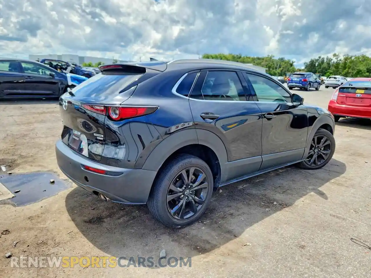 3 Фотография поврежденного автомобиля 3MVDMBEY7NM432474 MAZDA CX30 2022