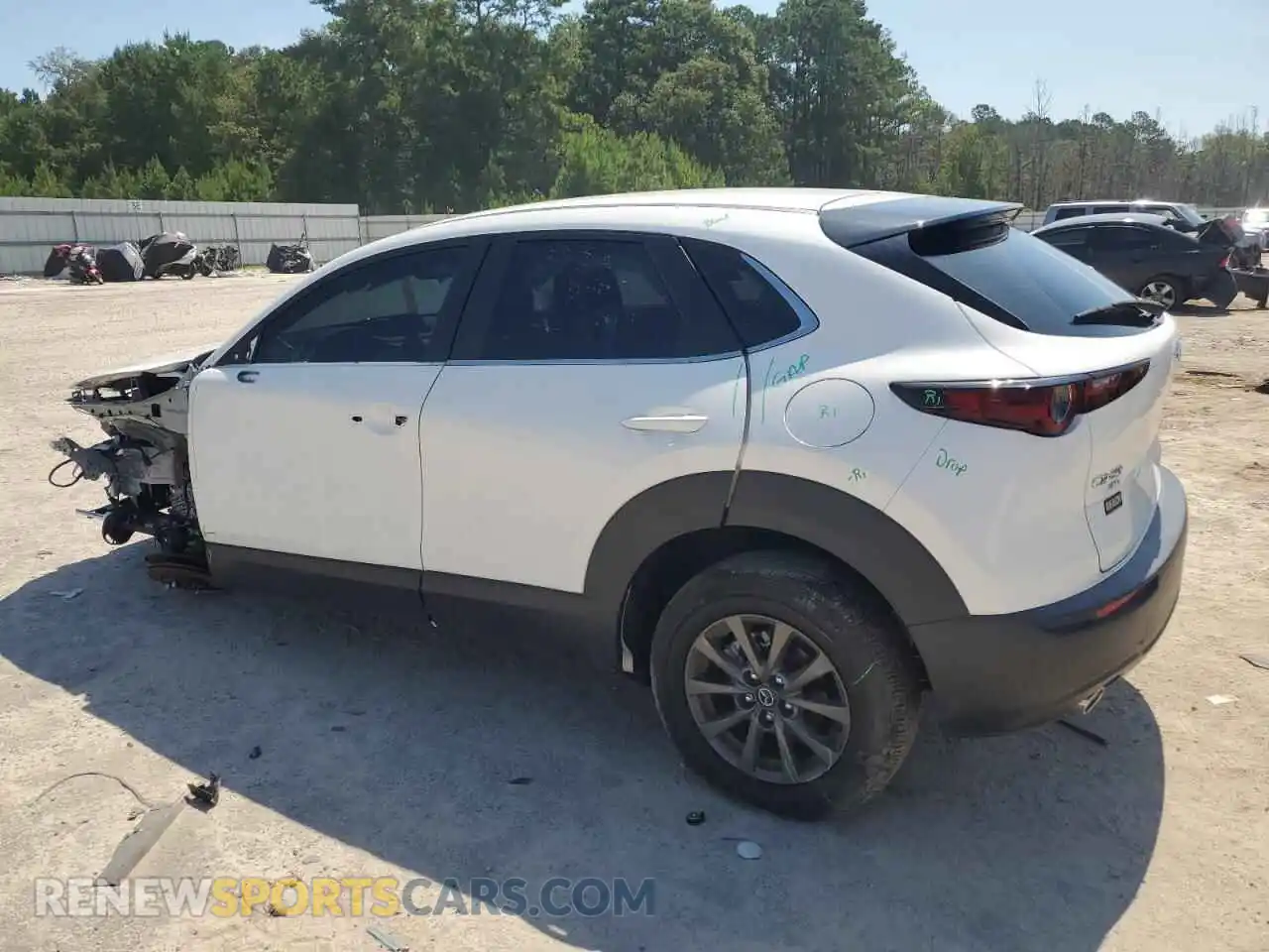 2 Photograph of a damaged car 3MVDMBAM1PM509121 MAZDA CX30 2023