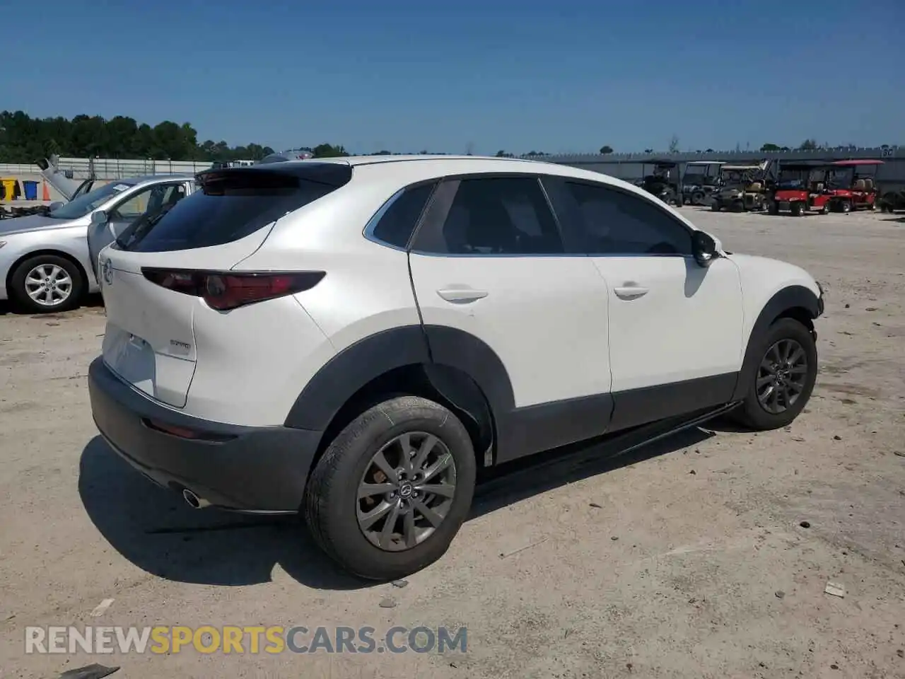 3 Photograph of a damaged car 3MVDMBAM1PM509121 MAZDA CX30 2023