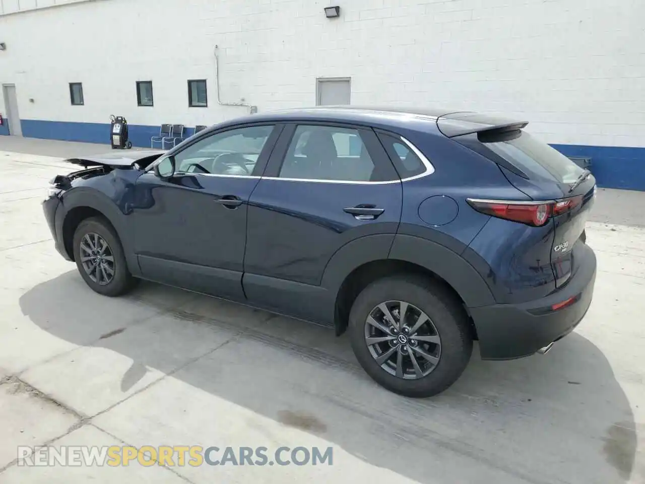 2 Photograph of a damaged car 3MVDMBAM4PM586047 MAZDA CX30 2023