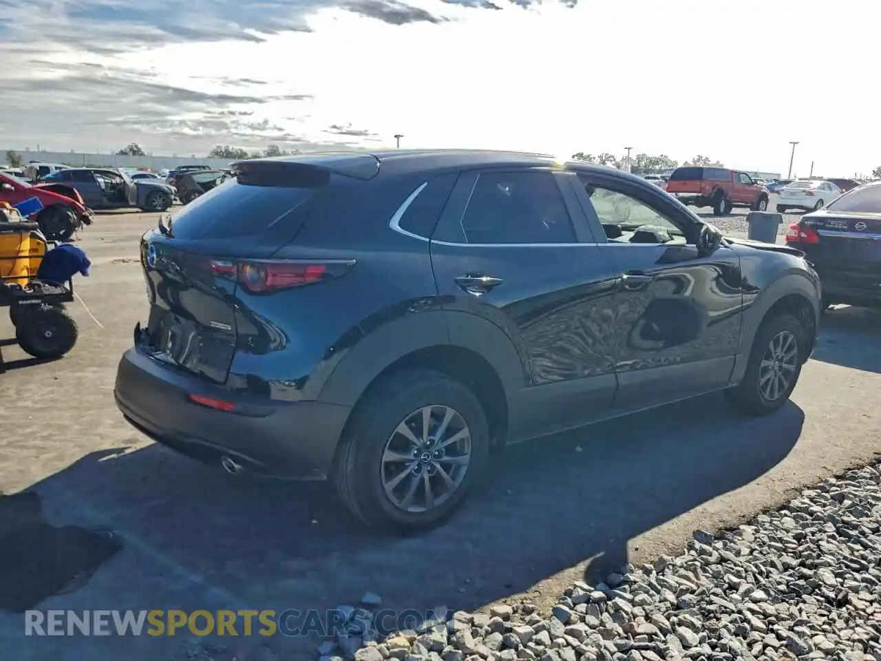 3 Photograph of a damaged car 3MVDMBAM6PM517201 MAZDA CX30 2023