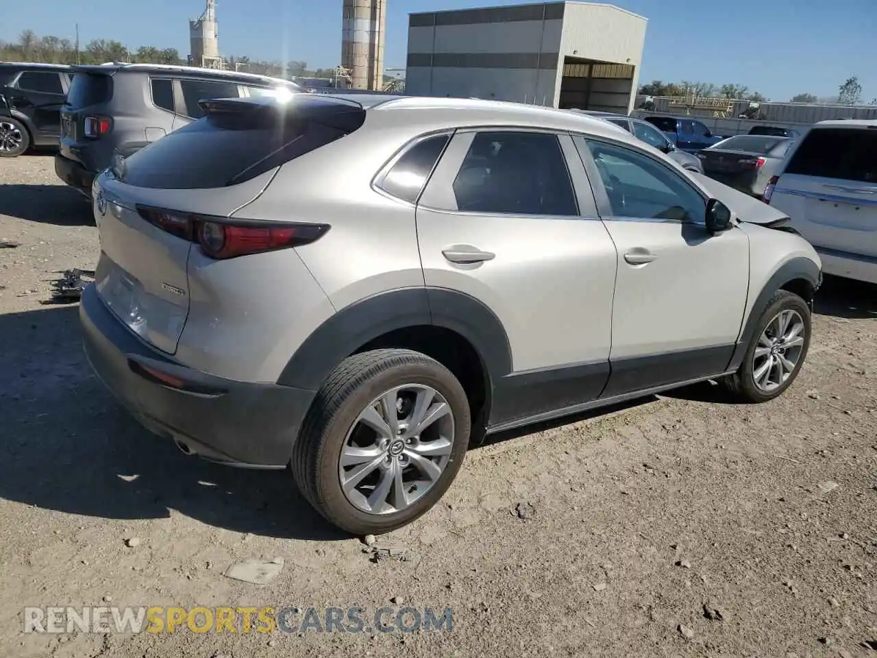 3 Photograph of a damaged car 3MVDMBBM1PM578650 MAZDA CX30 2023