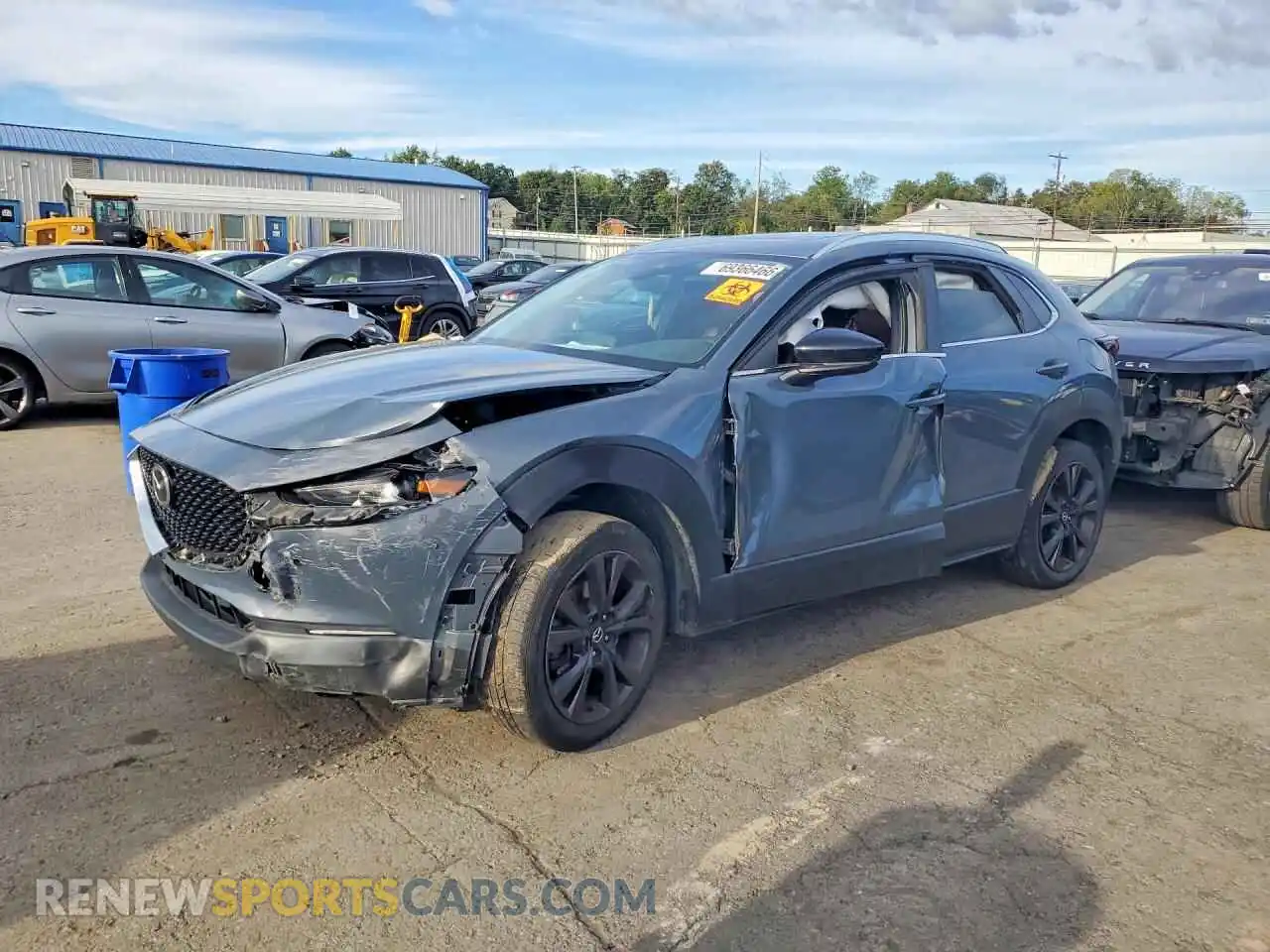 1 Фотография поврежденного автомобиля 3MVDMBCM1PM529351 MAZDA CX30 2023