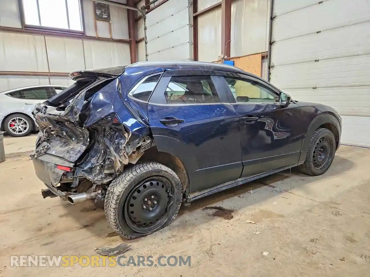 3 Photograph of a damaged car 3MVDMBCM2PM502336 MAZDA CX30 2023
