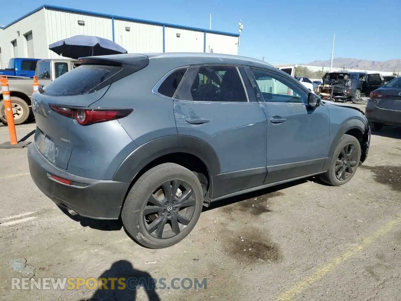 3 Photograph of a damaged car 3MVDMBCM3PM563405 MAZDA CX30 2023