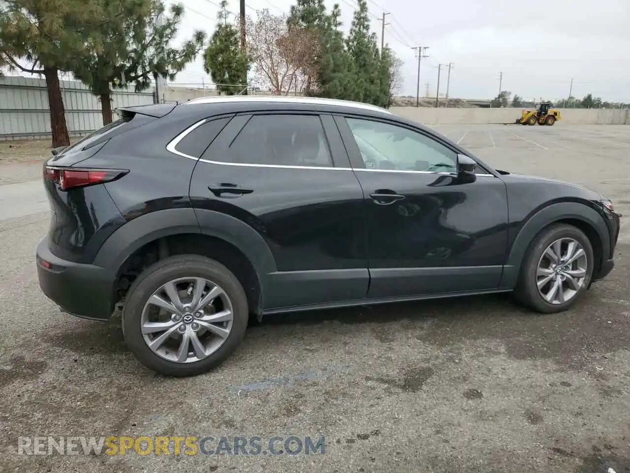 3 Photograph of a damaged car 3MVDMBCM5PM515372 MAZDA CX30 2023