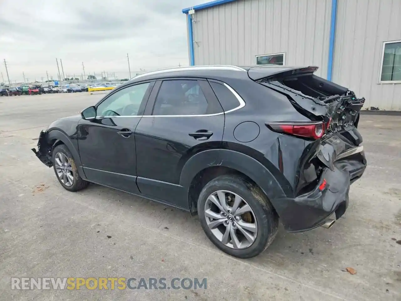 2 Photograph of a damaged car 3MVDMBCM7PM581311 MAZDA CX30 2023
