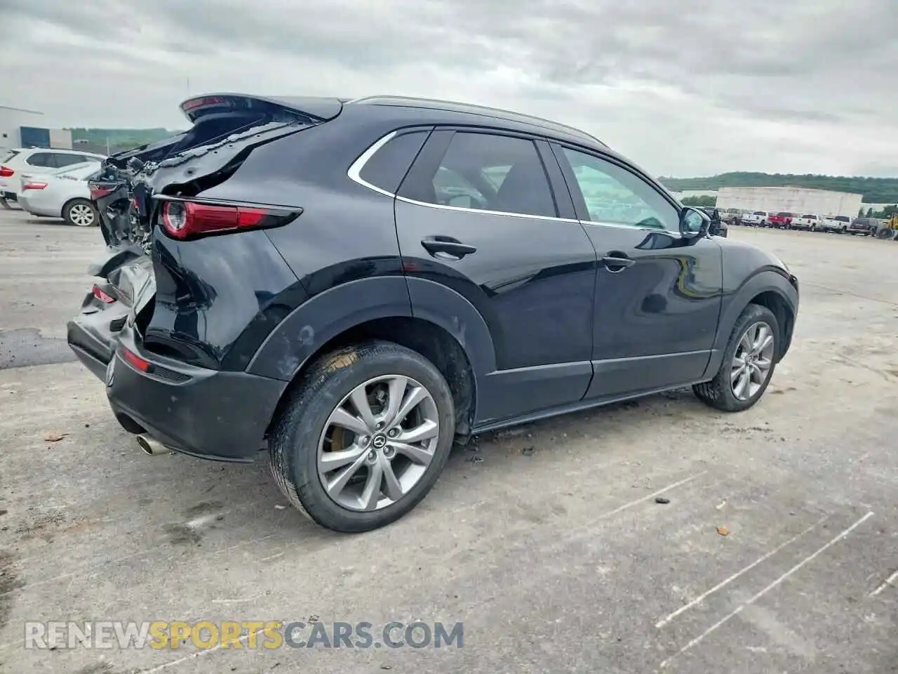3 Photograph of a damaged car 3MVDMBCM7PM581311 MAZDA CX30 2023