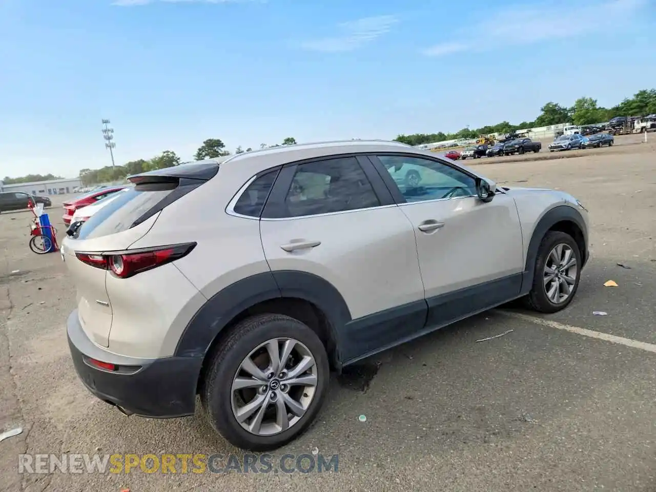 3 Фотография поврежденного автомобиля 3MVDMBCM9PM539965 MAZDA CX30 2023