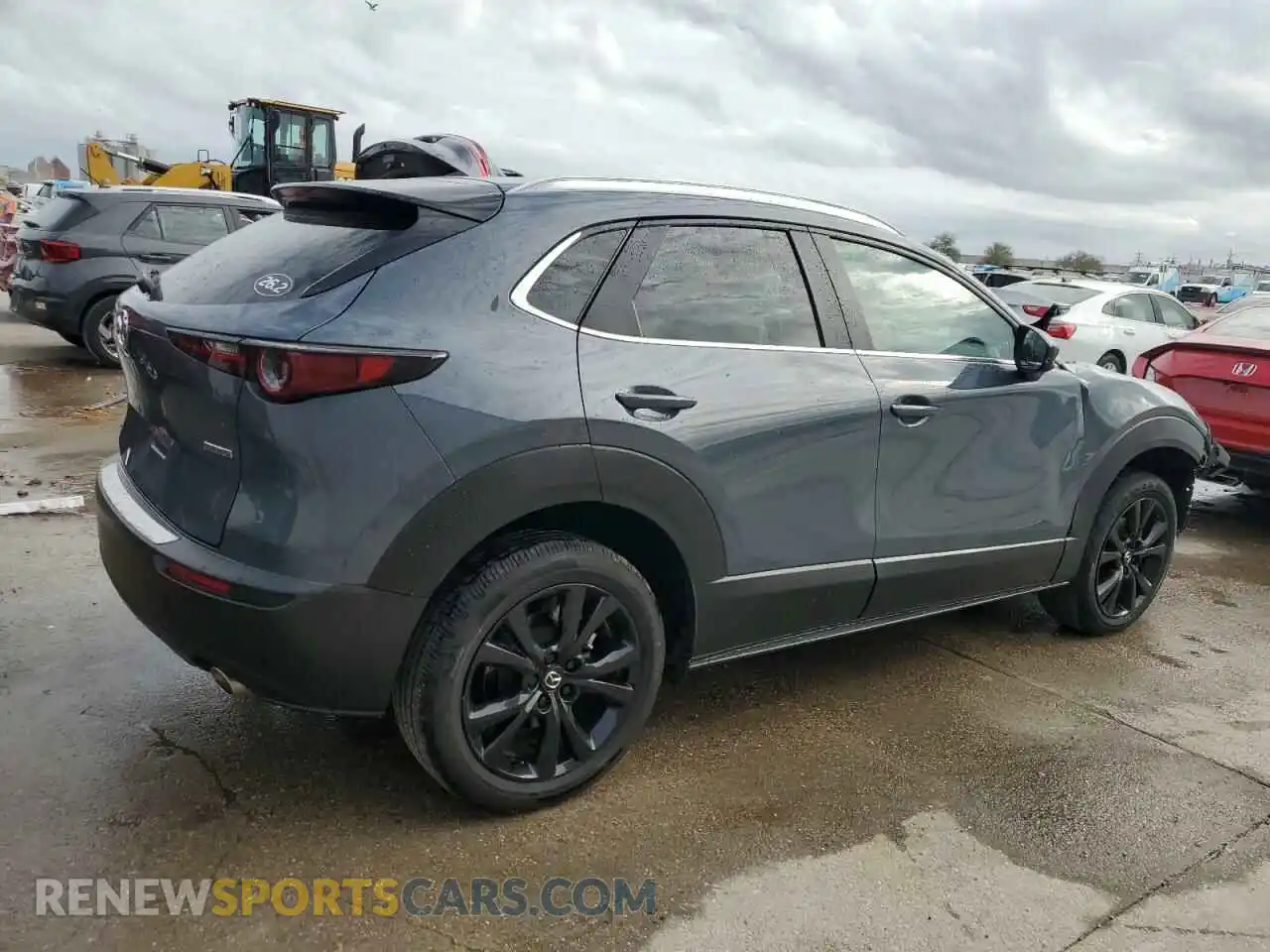 3 Photograph of a damaged car 3MVDMBCM9PM573338 MAZDA CX30 2023