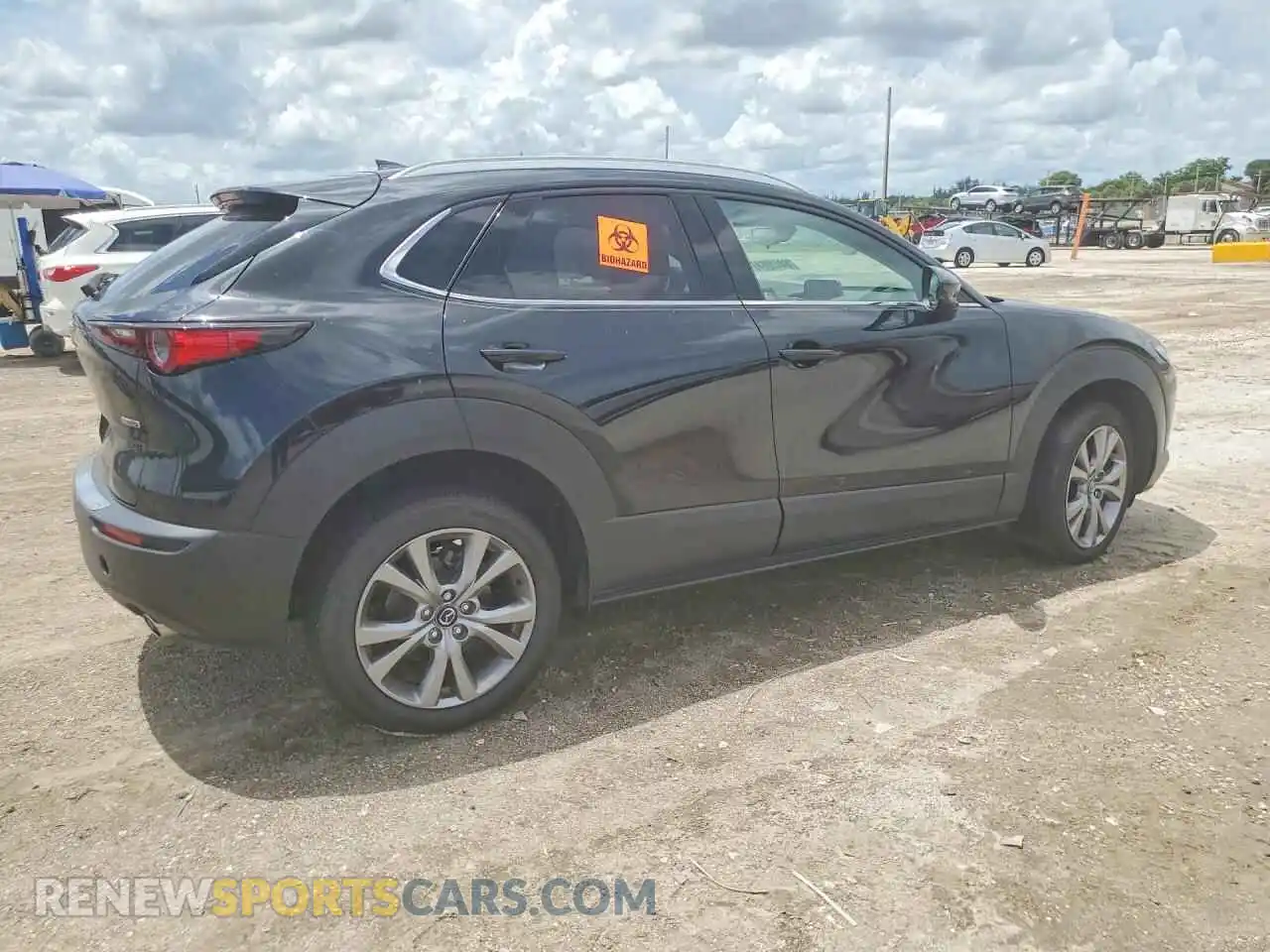 3 Фотография поврежденного автомобиля 3MVDMBDM5PM576736 MAZDA CX30 2023
