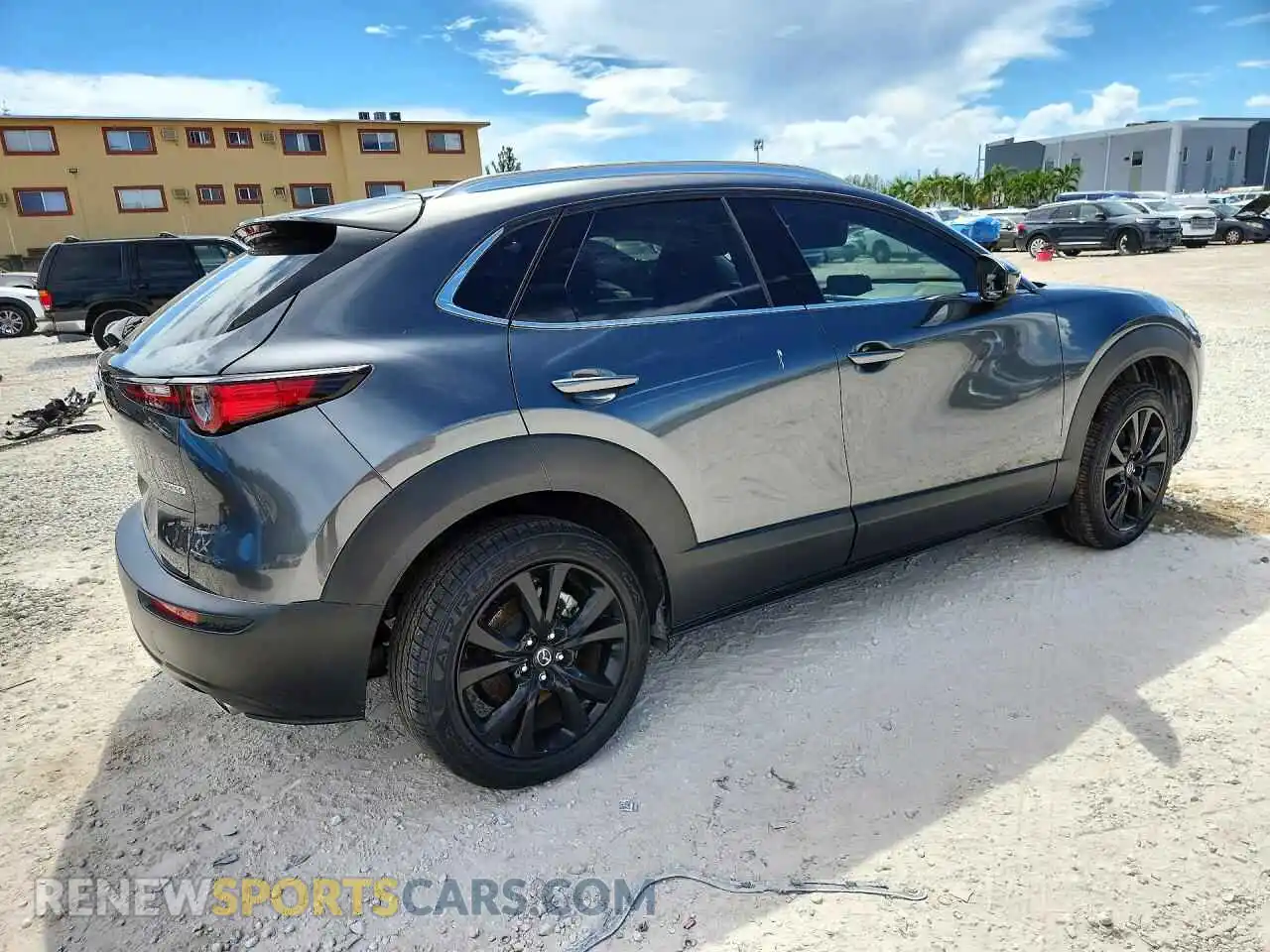 3 Photograph of a damaged car 3MVDMBDM6PM511085 MAZDA CX30 2023