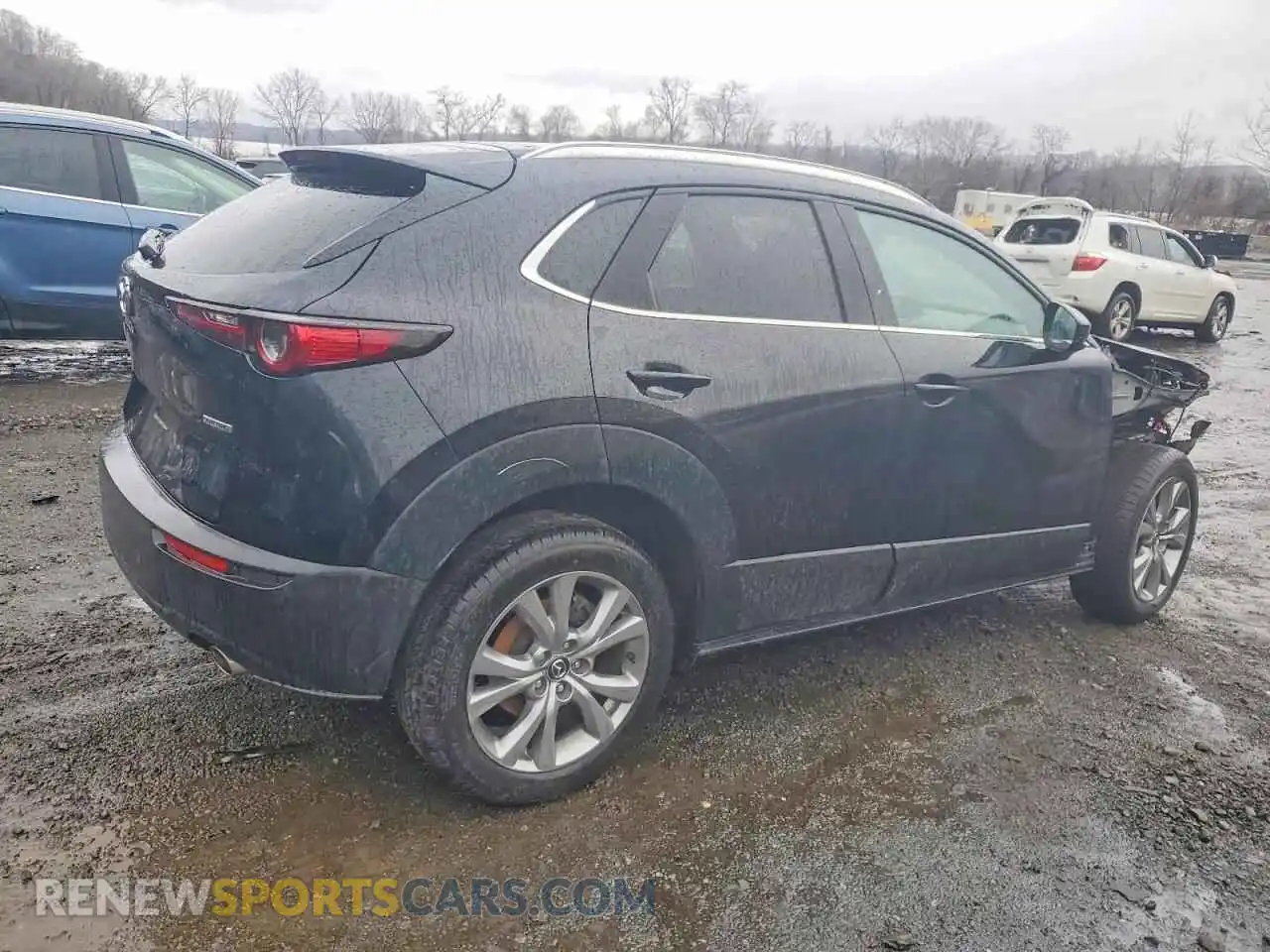 3 fotografías del automóvil dañado 3MVDMBDM6PM519638 MAZDA CX30 2023