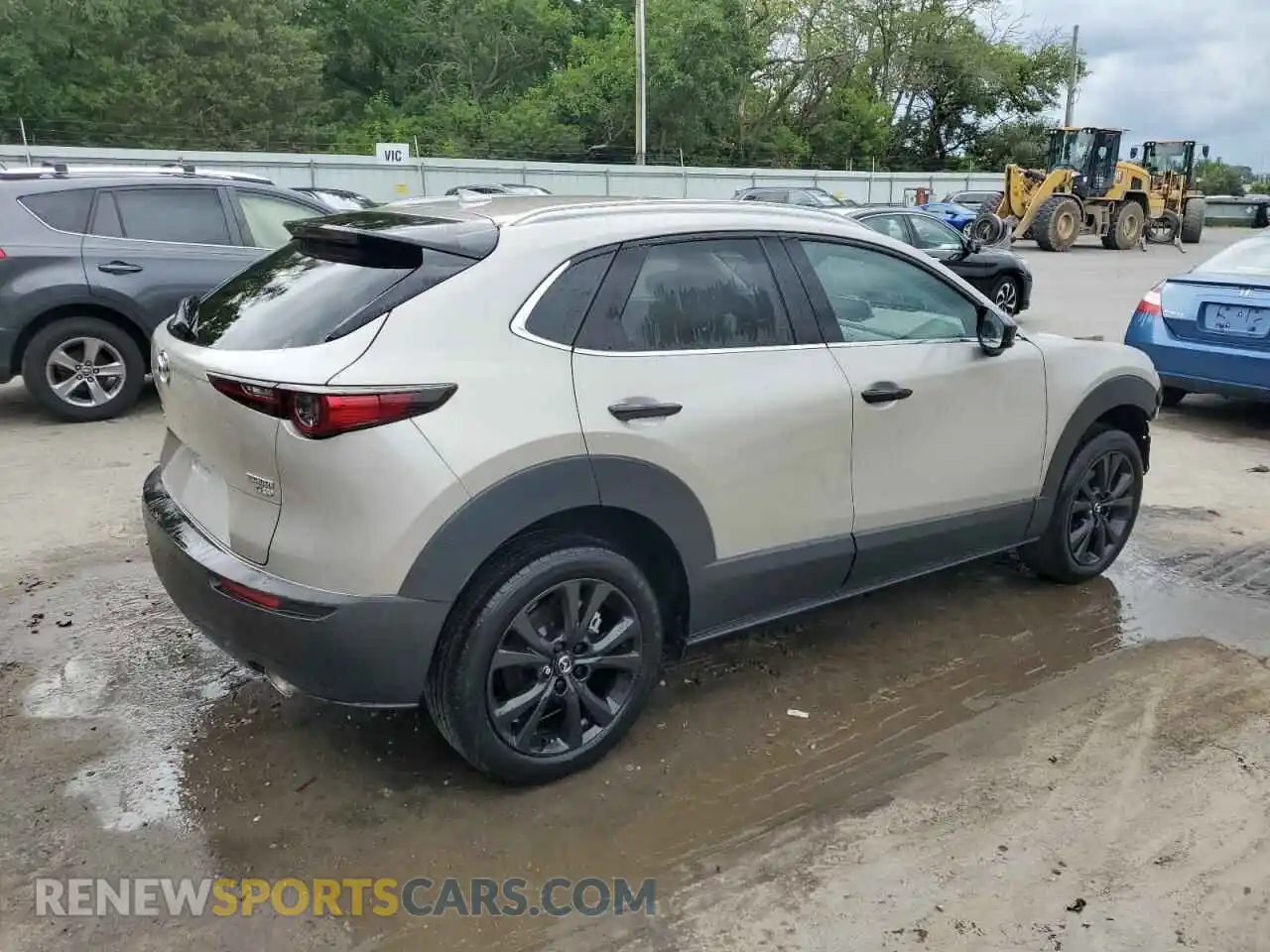3 Photograph of a damaged car 3MVDMBDY8PM561294 MAZDA CX30 2023