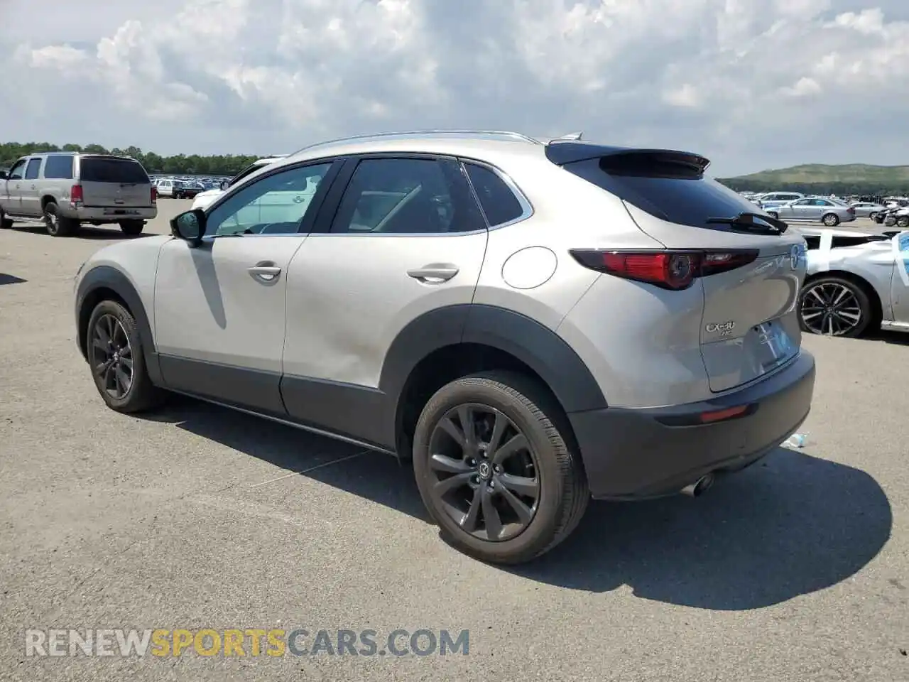 2 Photograph of a damaged car 3MVDMBDY9PM519393 MAZDA CX30 2023