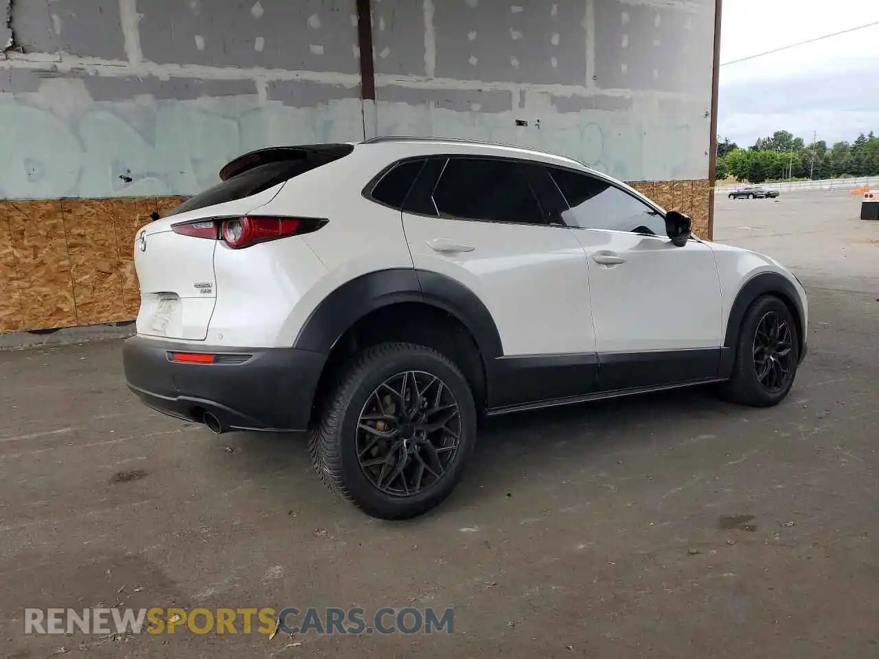 3 fotografías del automóvil dañado 3MVDMBEY6PM582305 MAZDA CX30 2023