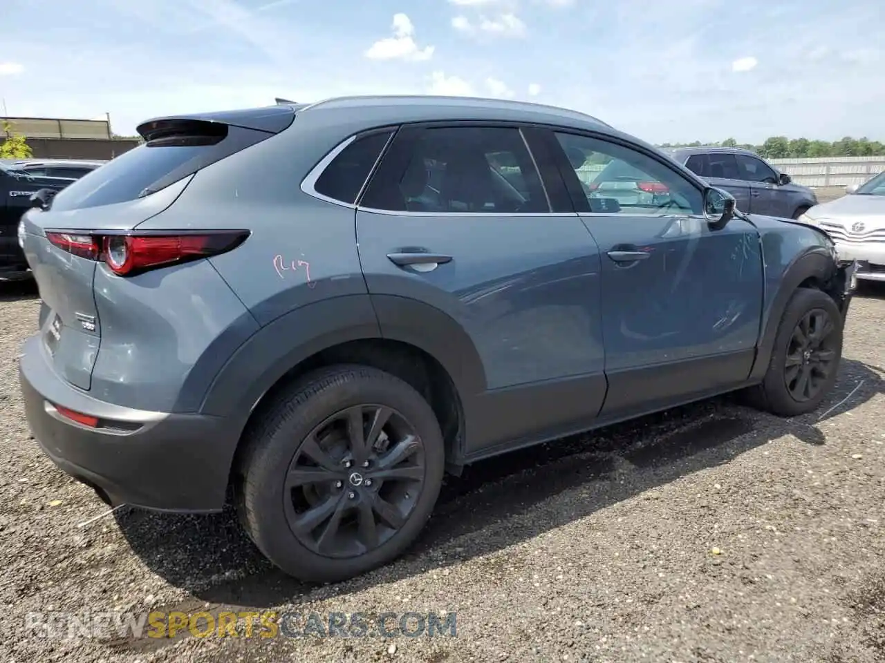 3 Photograph of a damaged car 3MVDMBEY9PM583903 MAZDA CX30 2023