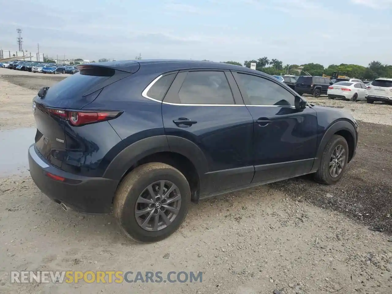 3 Photograph of a damaged car 3MVDMBAM1RM635188 MAZDA CX30 2024