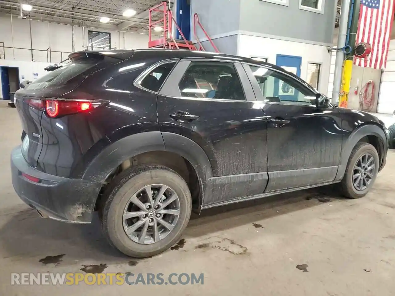 3 Photograph of a damaged car 3MVDMBAM1RM643453 MAZDA CX30 2024