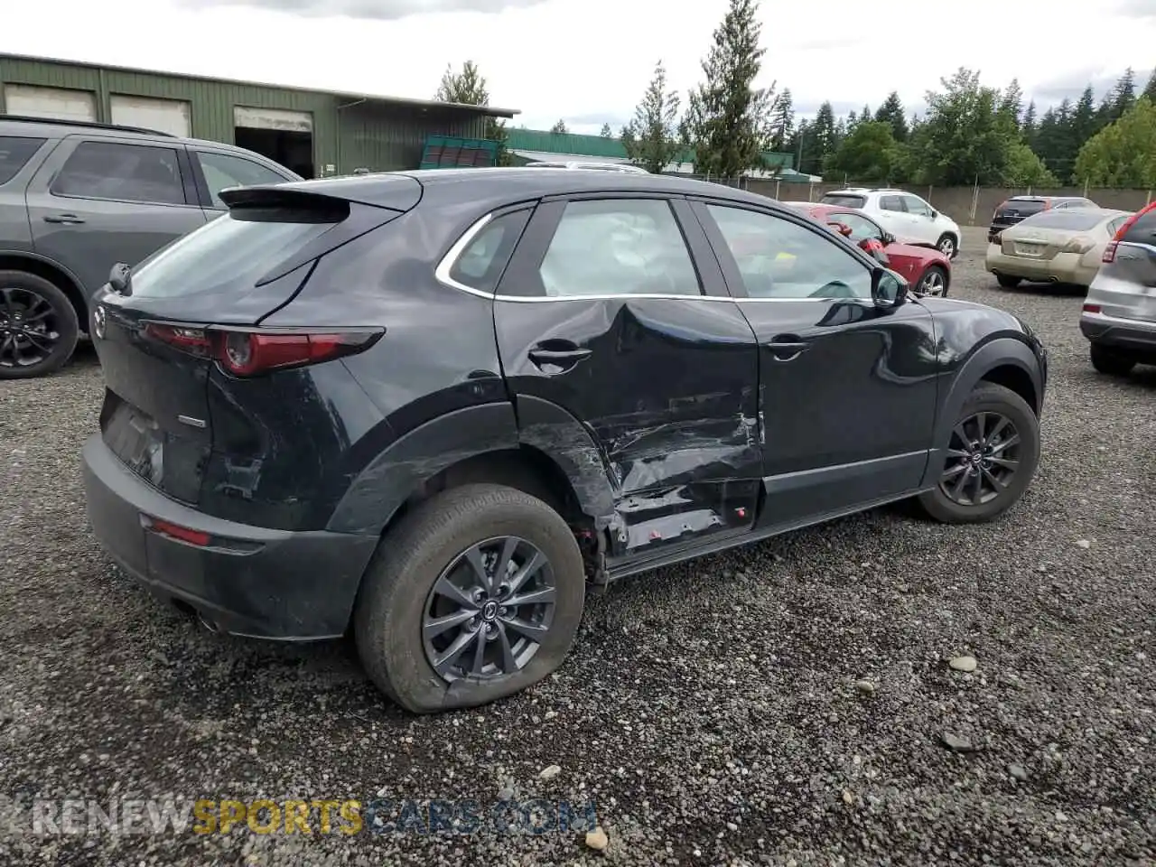3 Photograph of a damaged car 3MVDMBAM1RM653870 MAZDA CX30 2024