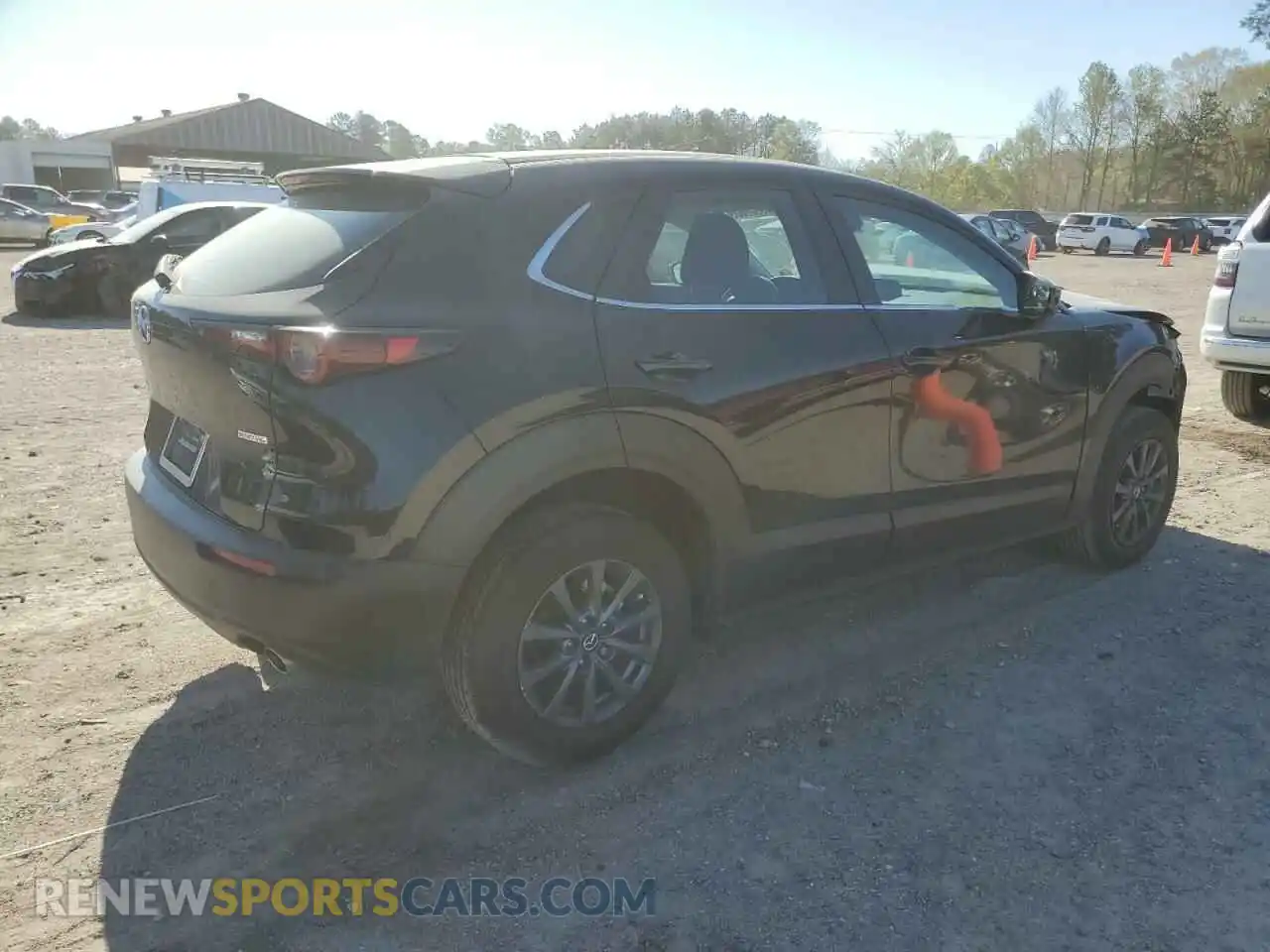 3 Photograph of a damaged car 3MVDMBAM5RM688864 MAZDA CX30 2024