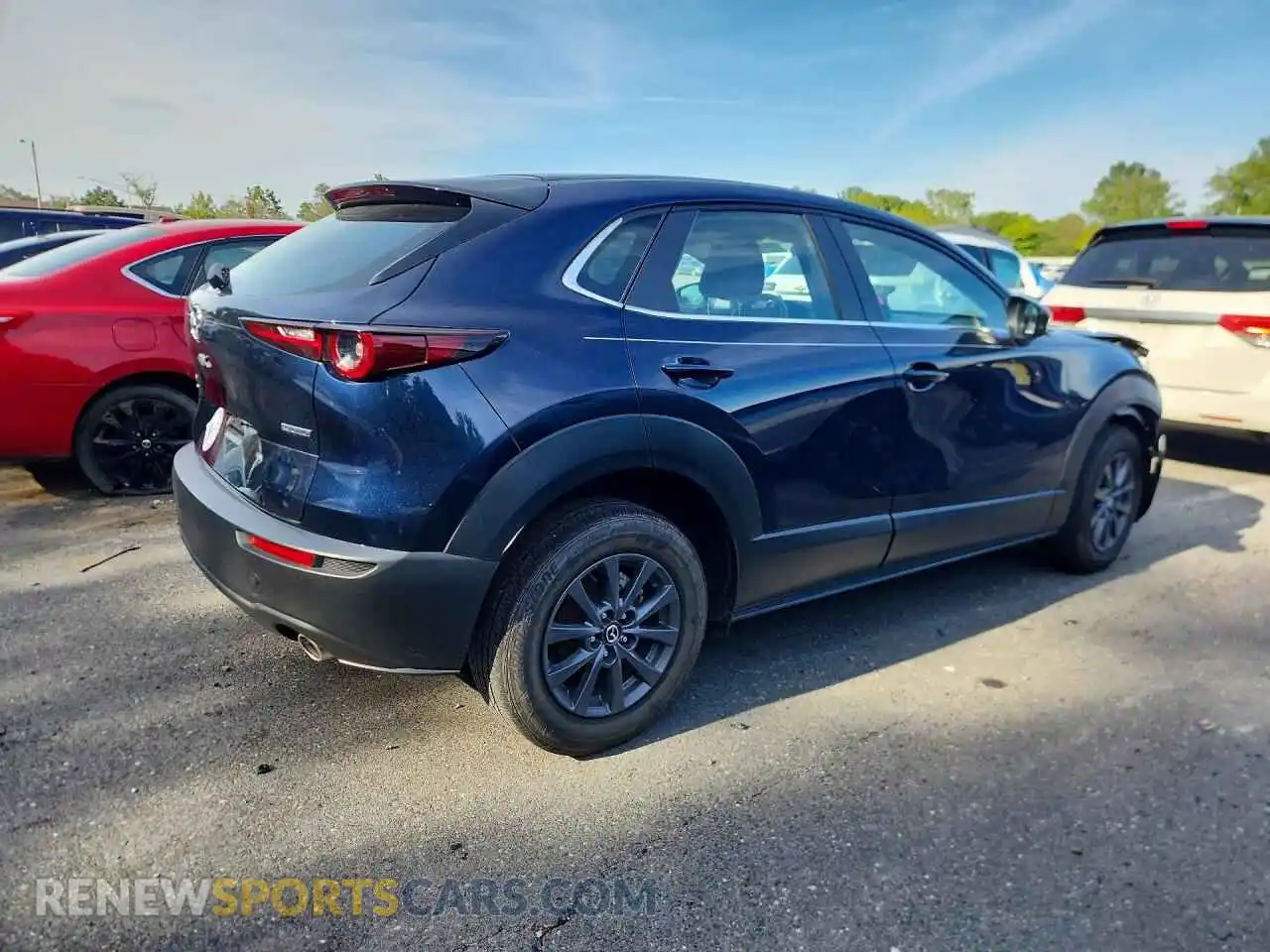 3 Photograph of a damaged car 3MVDMBAM5RM690579 MAZDA CX30 2024