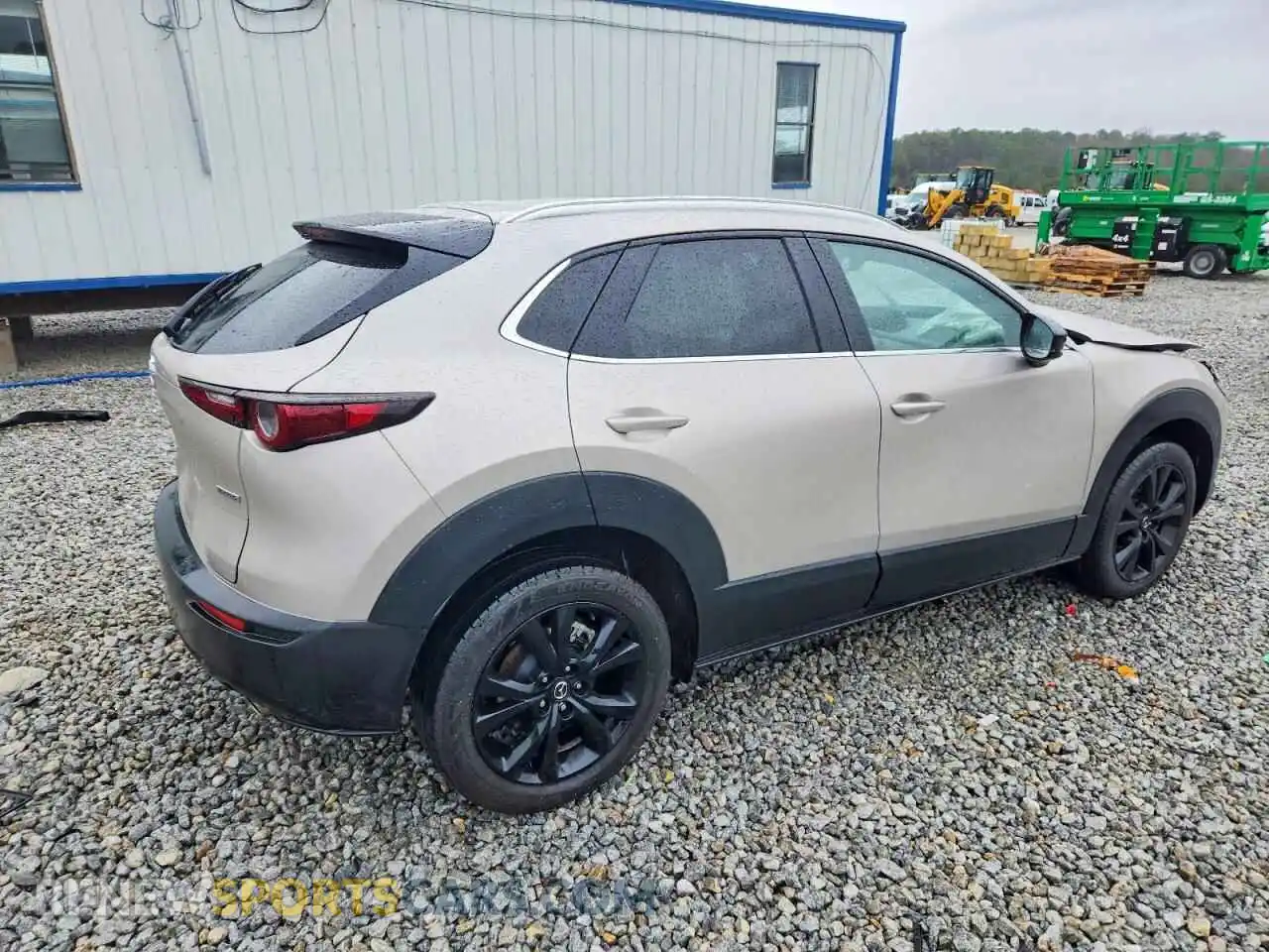 3 Photograph of a damaged car 3MVDMBBM0RM646911 MAZDA CX30 2024