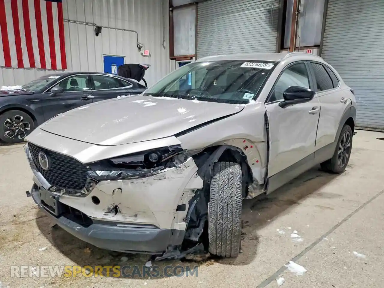 1 Photograph of a damaged car 3MVDMBBM0RM662686 MAZDA CX30 2024